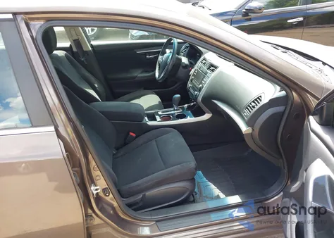 2014 Nissan Altima 2.5/S/Sv/Sl z USA, uszkodzony, nr VIN 1N4AL3AP6EC165765